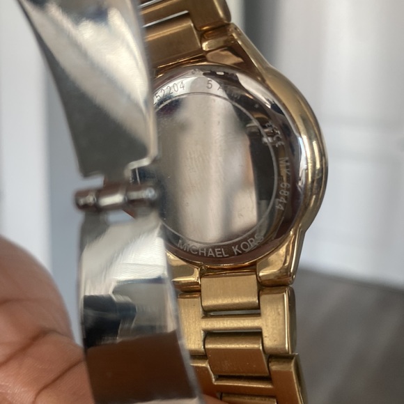 Michael Kors Mini Camille Watch - Gold.